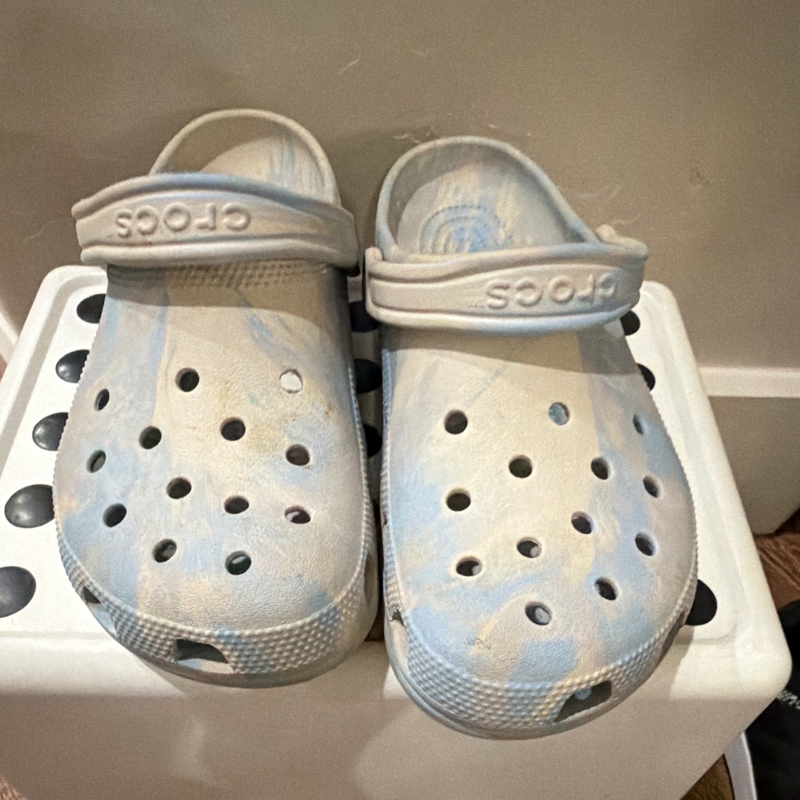 Crocs Classic Marbled Clog Sandals Men’s US 8 Slip-On Heel Strap Blue/White