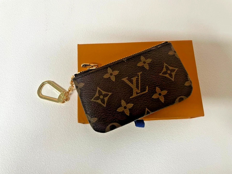 Louis Vuitton Monogram Key Pouch Pochette Cles Coin Purse w/box