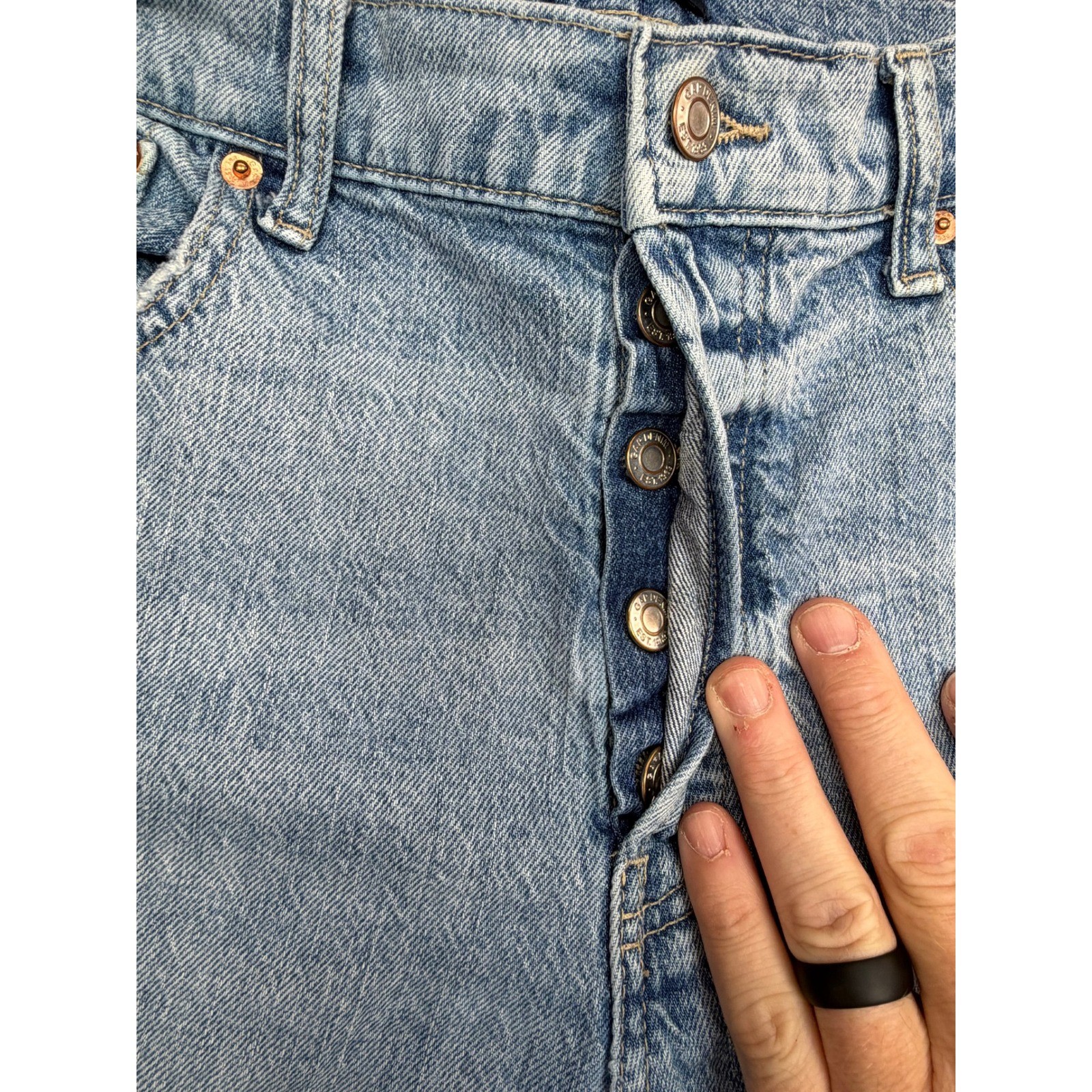 Gap Sky High Straight Jeans Womens 33 Light Blue Distressed Raw Hem 0626-0505