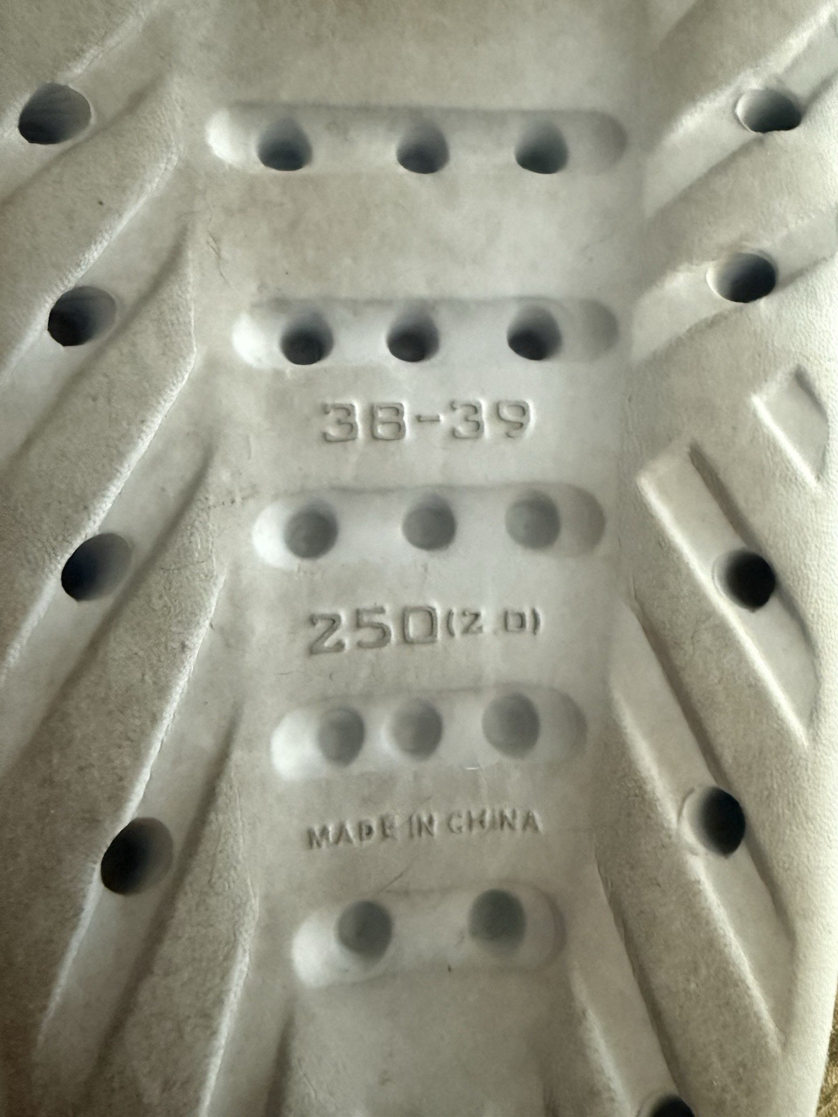Youth’s 3D Shark Slide Sandals Gray/White Slip-On EU 38-39 US 6-7
