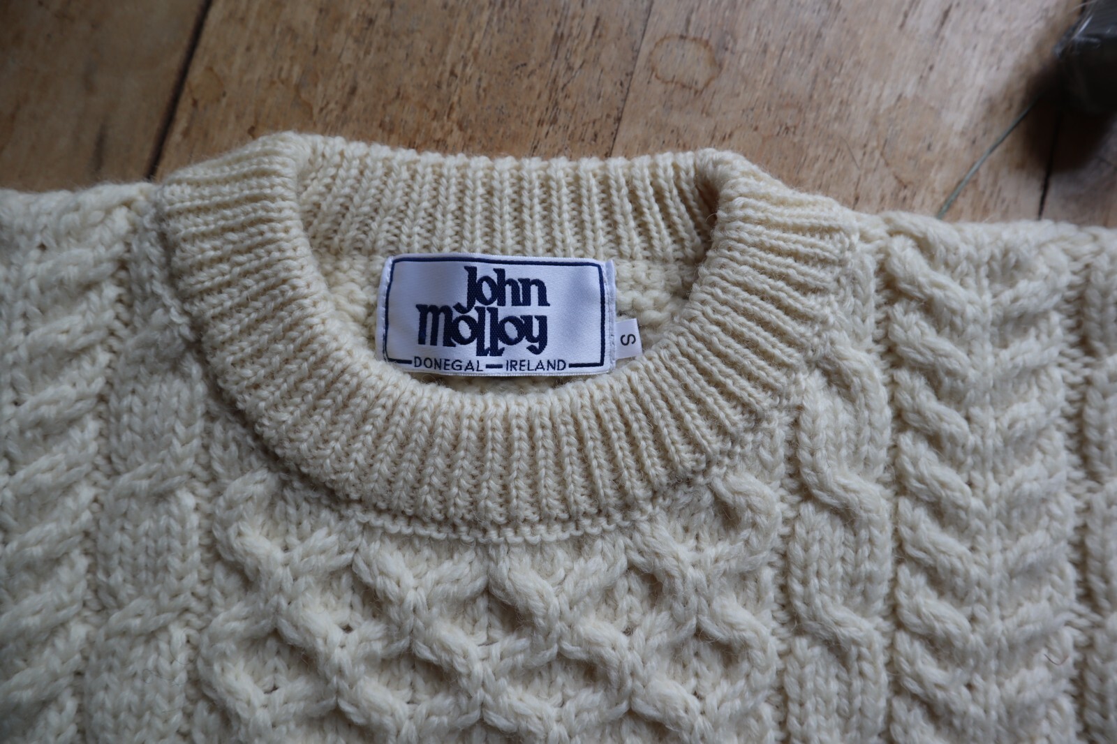 New Ivory Wool Cable Knit JOHN MOLLOY Pullover Irish Knit Sweater Small