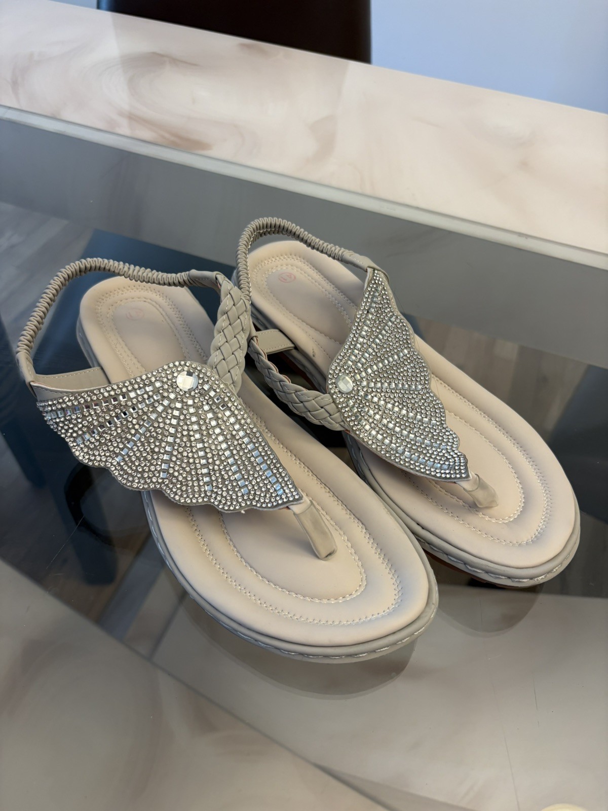 Beige Rhinestone Wing Cushioned Comfy Sandals Women’s Size 41. 9