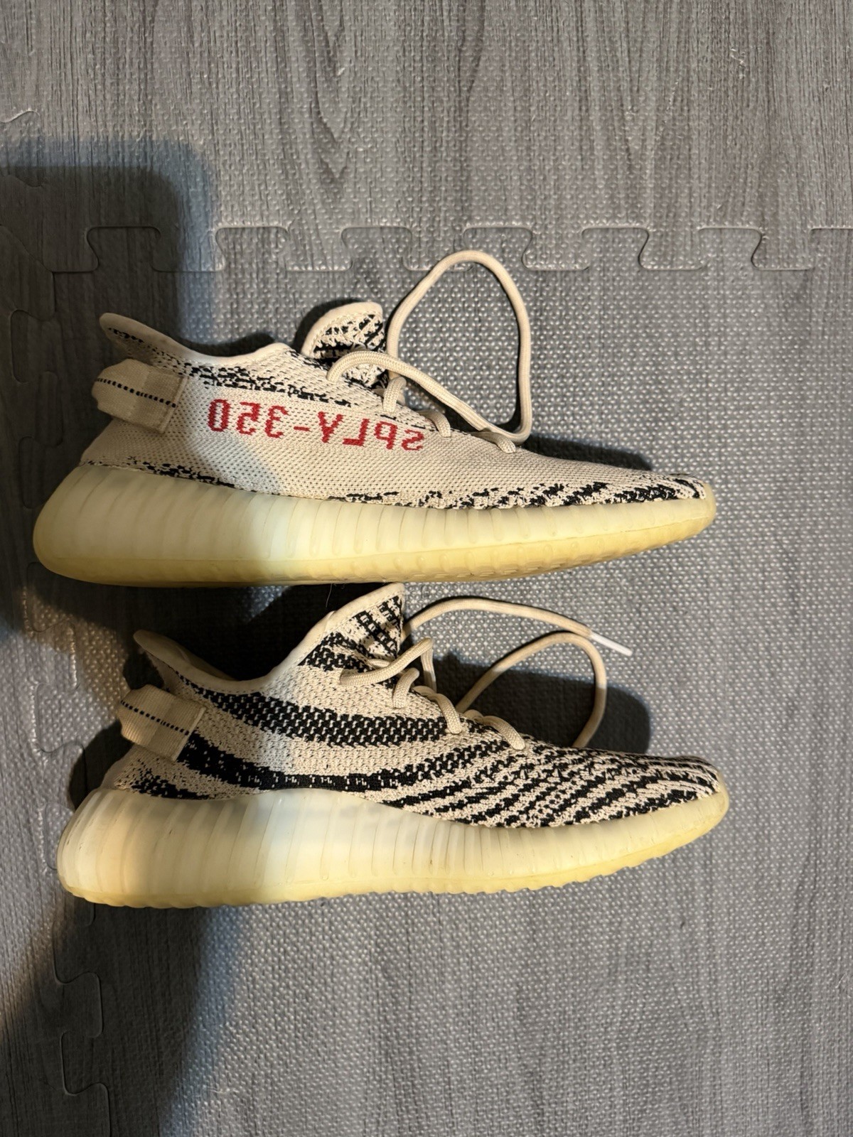 adidas Yeezy Boost 350 7.5