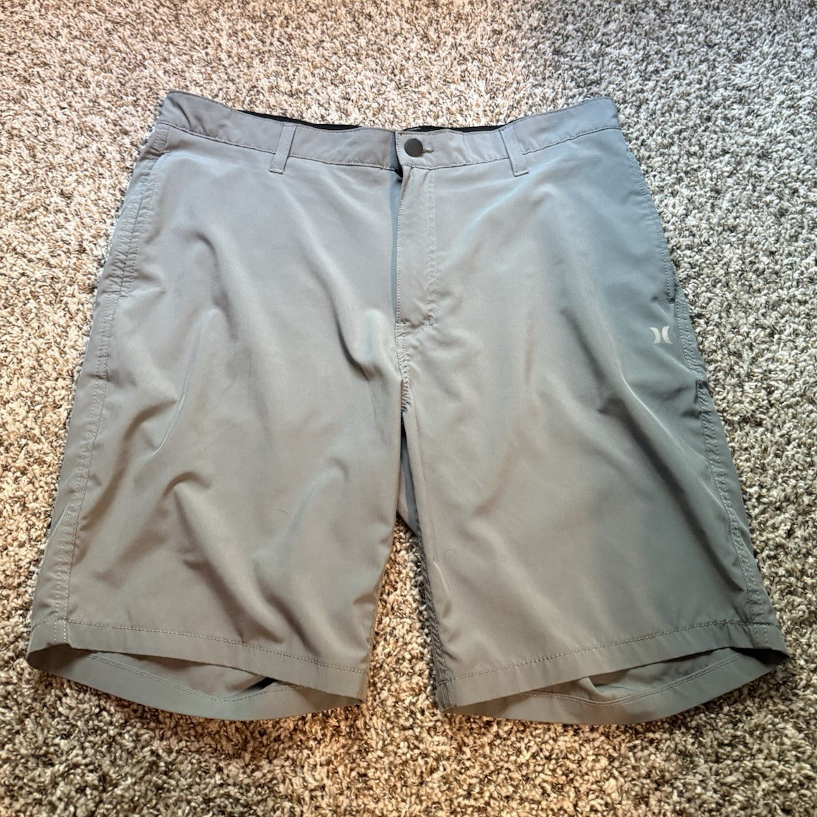 Hurley Men’s Gray Solid Cargo Shorts Microfiber Polyester Flat Front Button