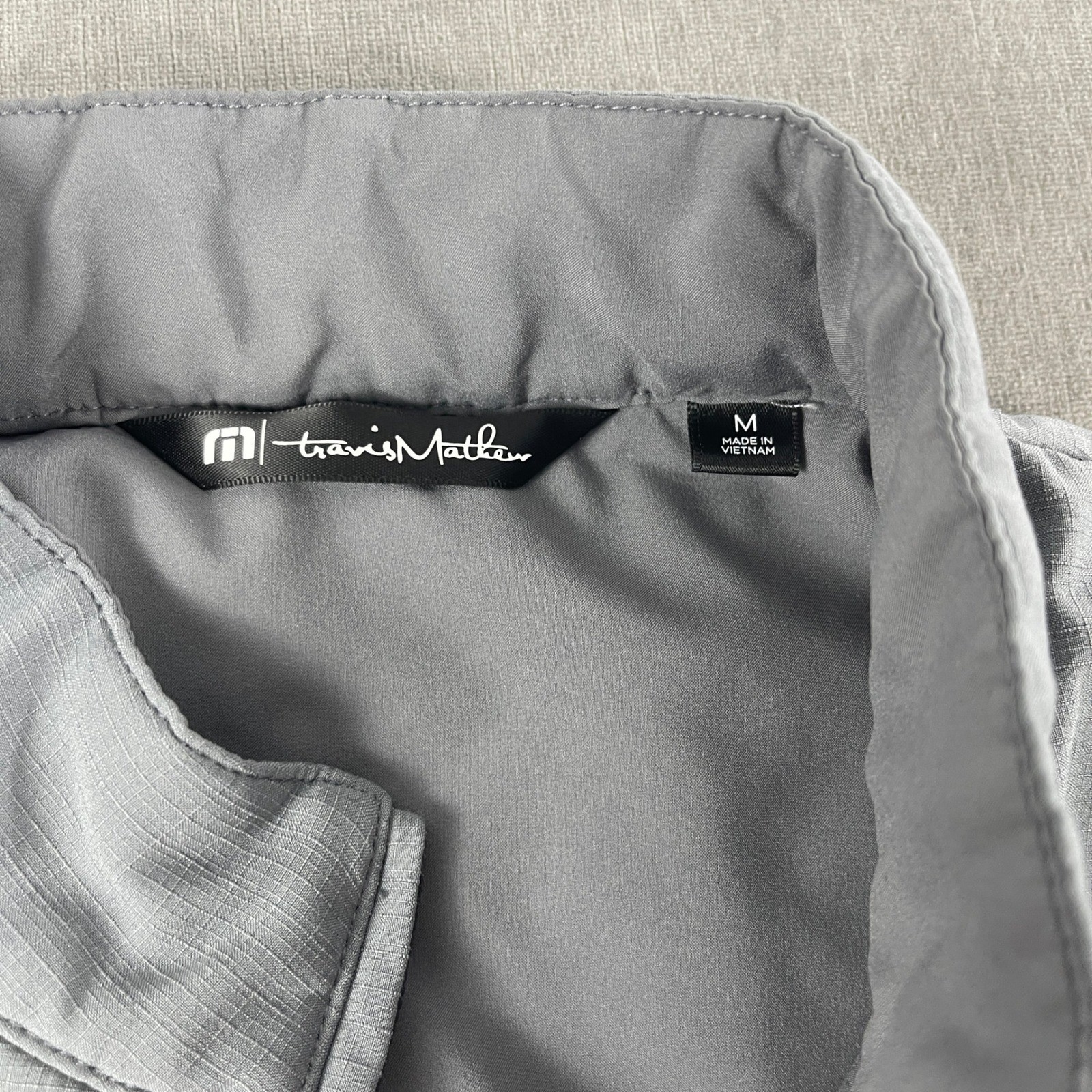TravisMathew Men Medium Grey Puffer Vest CompliancePoint Logo Quilted Full Zip