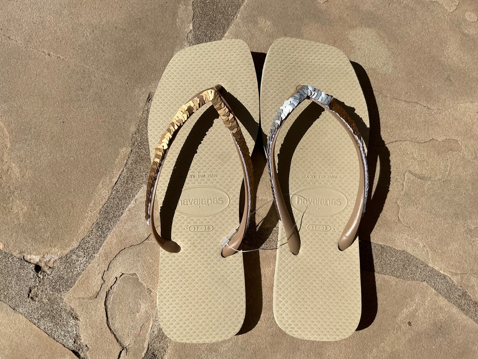 Havaianas Slim Square Magic Sequin four colors, black pink blue beige7/8 W