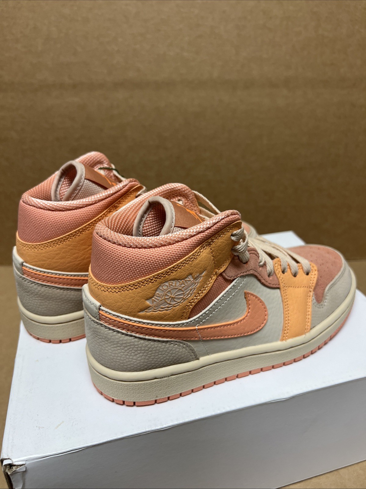 Wmns Air Jordan 1 Mid ‘Apricot’ DH4270-800 Size 5 Women