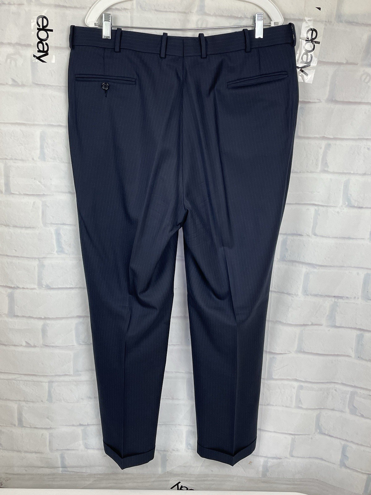Tom James Corporate Image Men’s Navy Pinstripe Suit Sz 44 R Pants 38 X 29.5