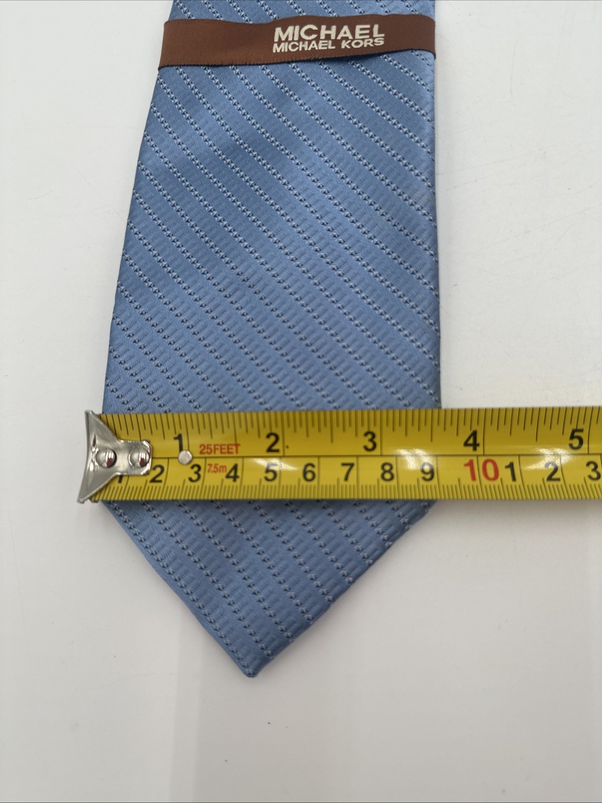 MICHAEL KORS MK Blue Pattern Neck Tie Classic Length 57″-60. 100% Silk