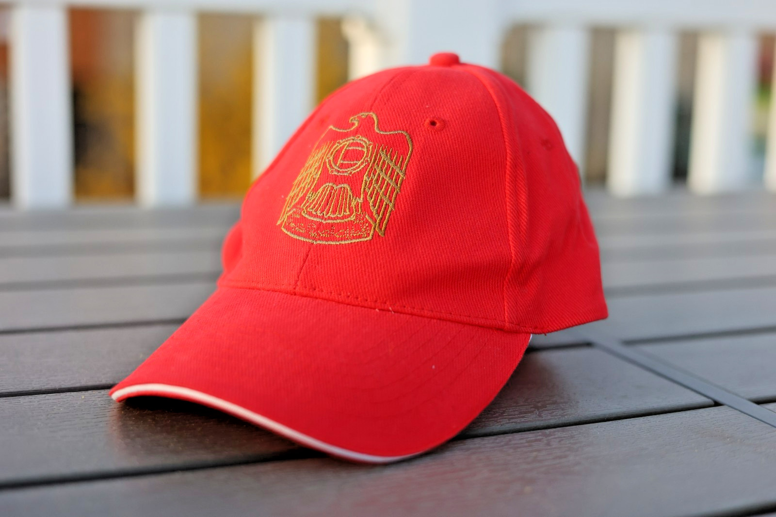 UAE United Arab Emirates Coat of Arms Hat Red Gold Embroidered Falcon Snapback