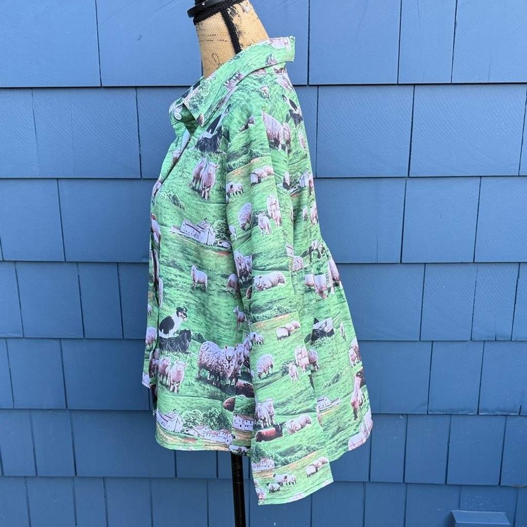 Source Unknown Green Sheep Print Women’s Button Down Shirt funky peplum