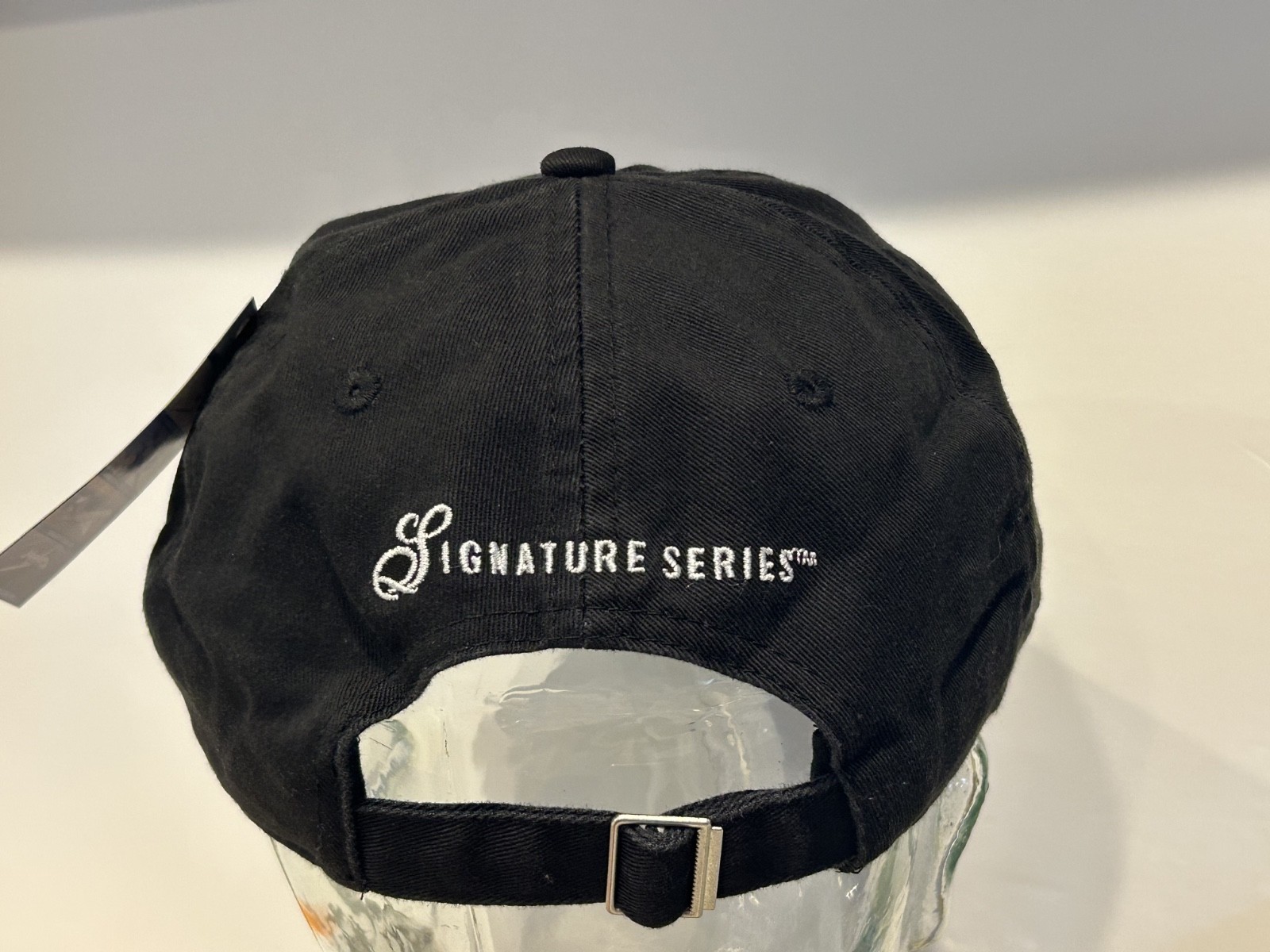 NetJets QS Golf Hat Cap Berkshire Hathaway Black Relaxed Fit – New with Tags