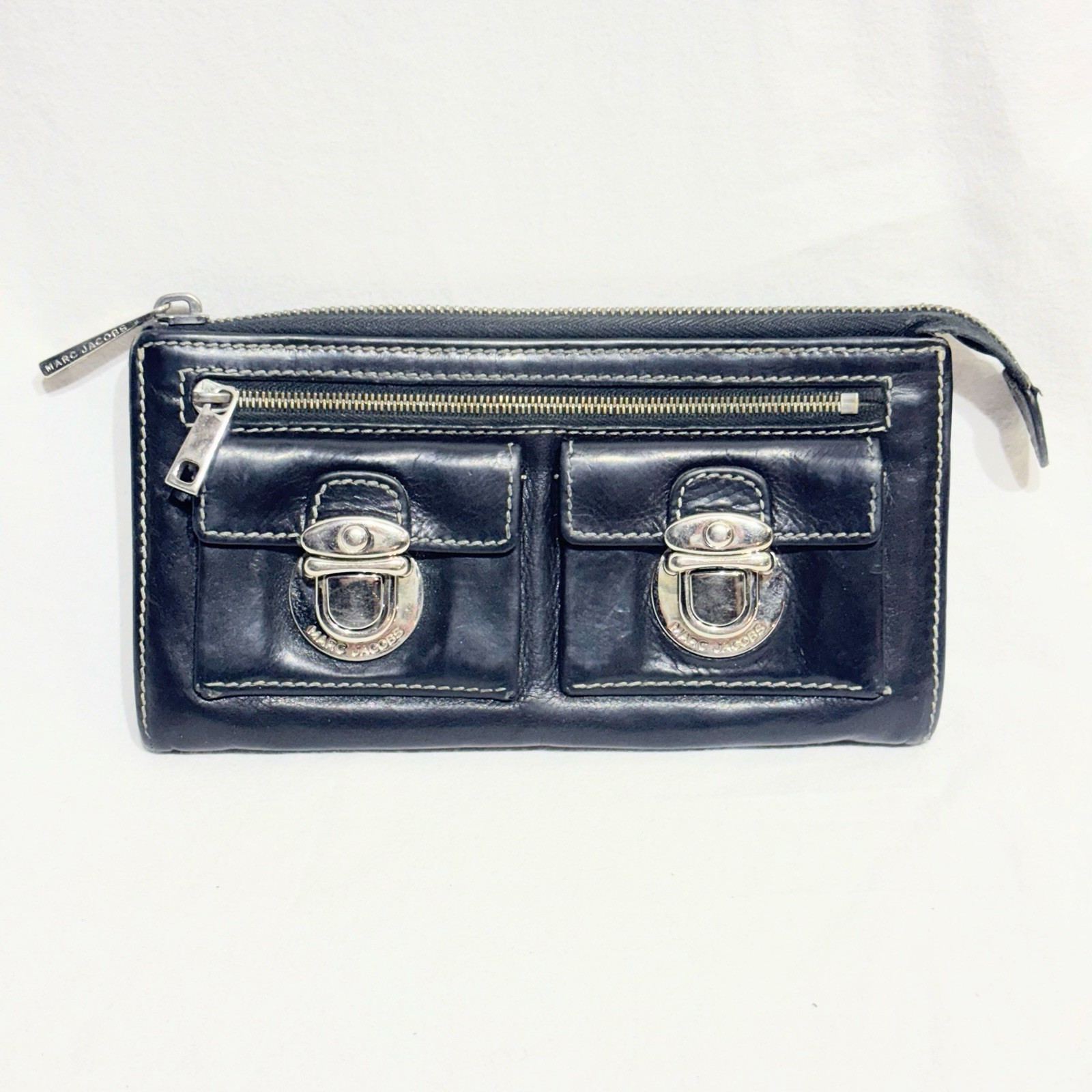 MARC JACOBS Black Leather Wallet Double Front Pockets Push Lock Top Zip Closure