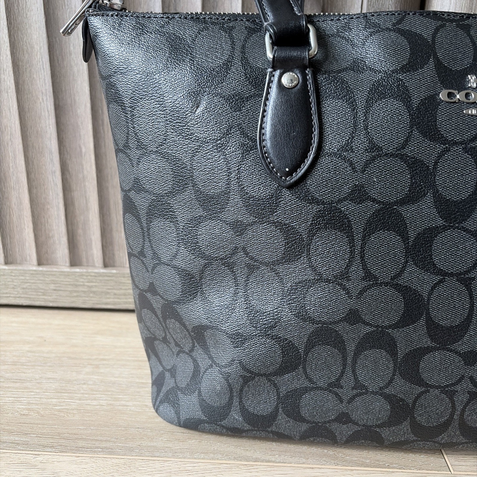Coach Gallery Tote CH504 Signature Canvas Black Smoke Zip Top Shoulder Bag