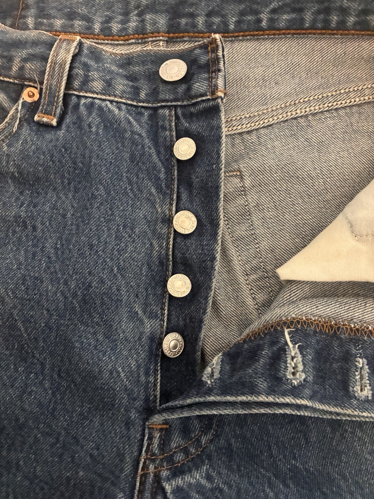 Vintage 1990s Levi’s 501xx Made in USA Jeans 👖