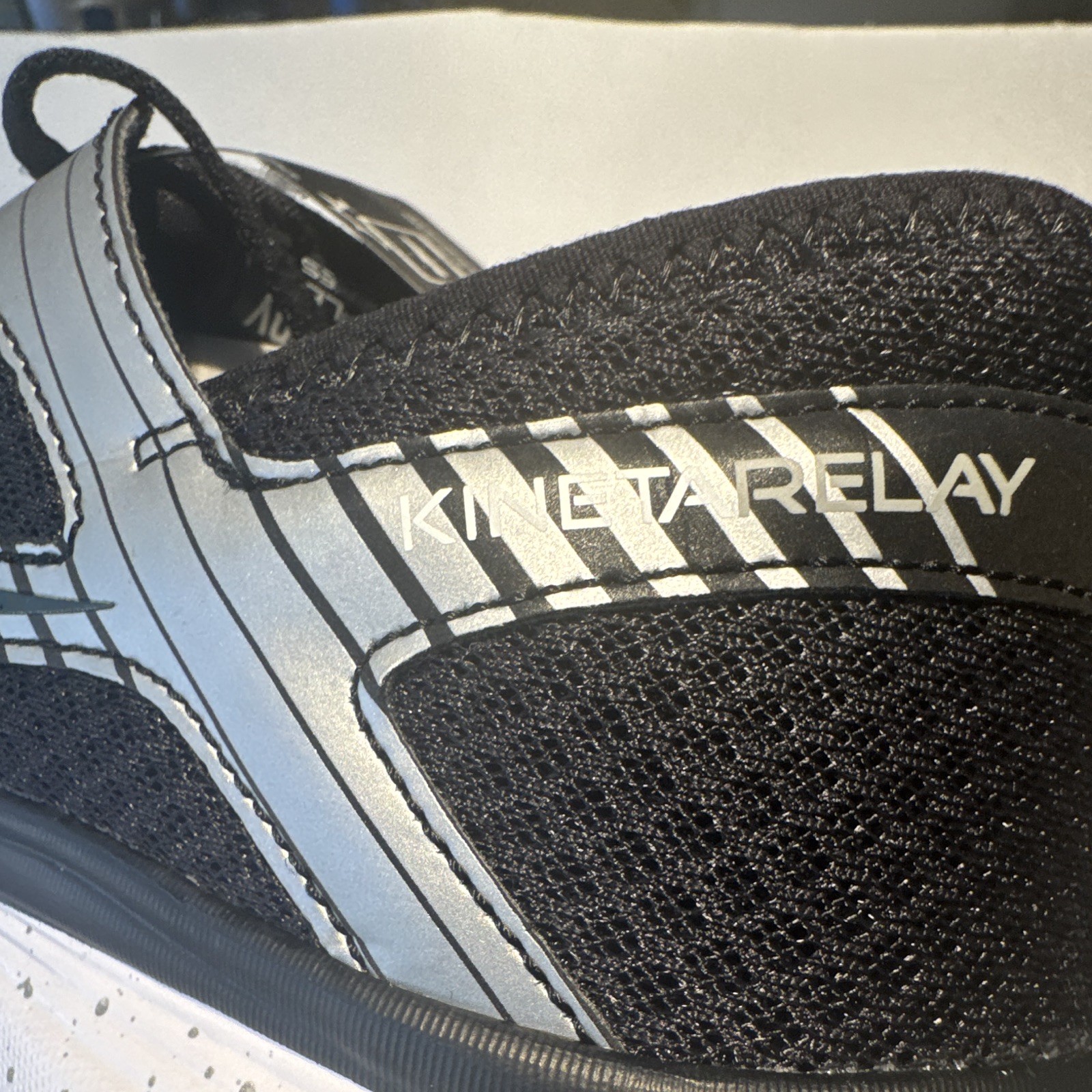 Saucony Kineta Relay Reflex Black Silver Low Top Mesh Sneaker S25315-1 sz 11.5m