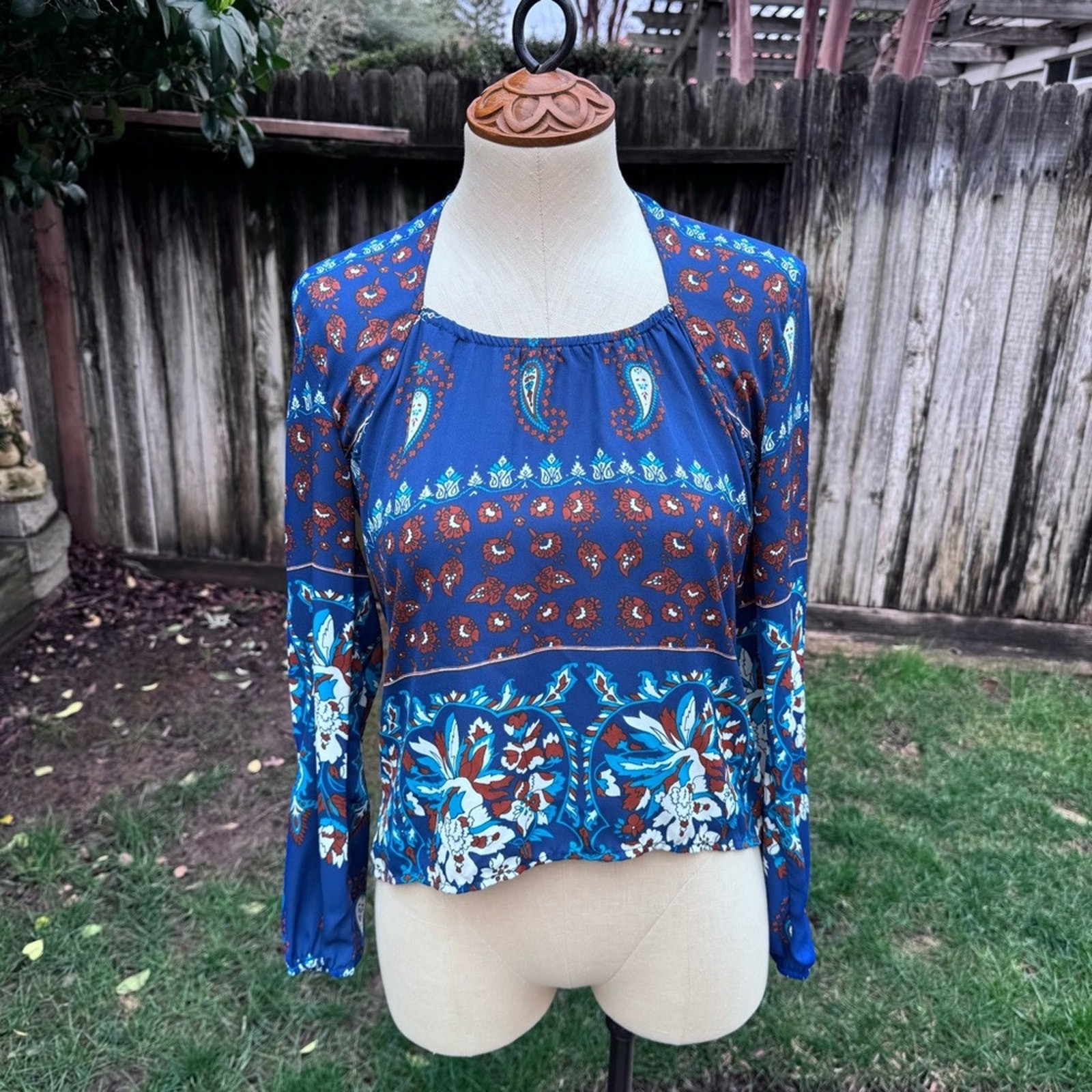 Timing Blue Paisley Boho Button Front Open Back Semi Sheer Blouse Women’s Size S