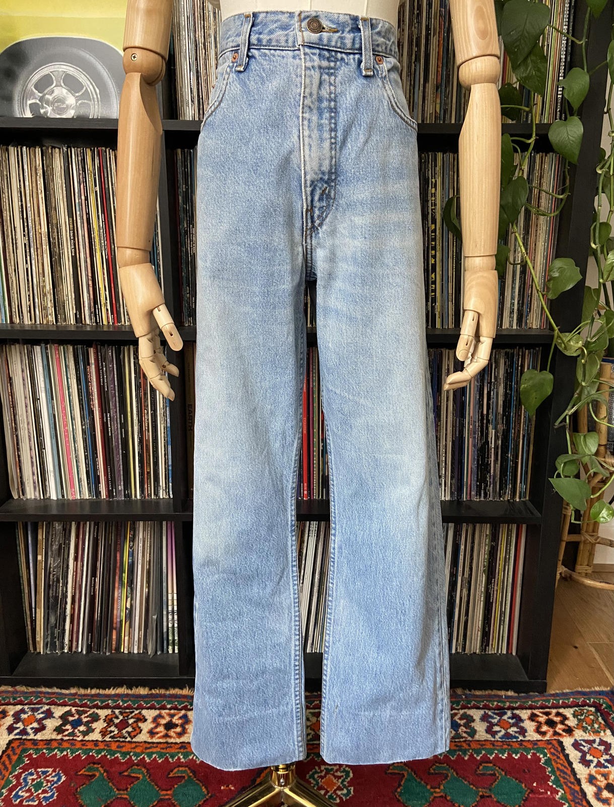 Vintage Levi’s 615 Orange Tab Straight Jeans W32
