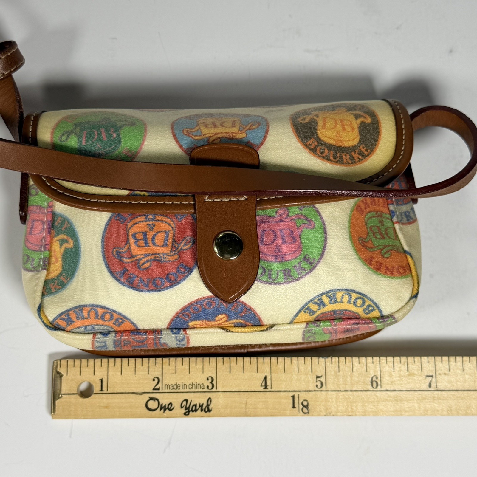 Vintage Dooney & Bourke Multicolor Crest Logo Pochette Shoulder Bag Y2K Leather