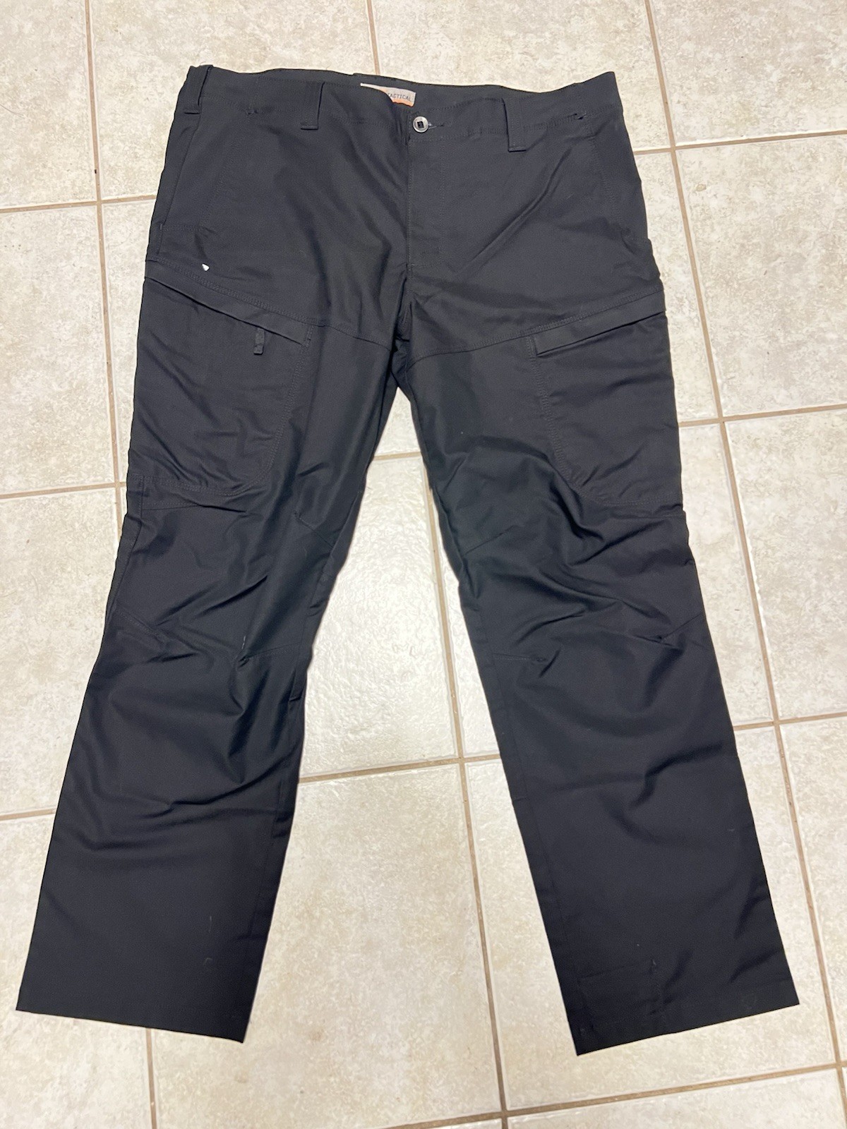 5.11 Tactical Mens Straight Fit Ridge Cargo Pant 40×30 Black