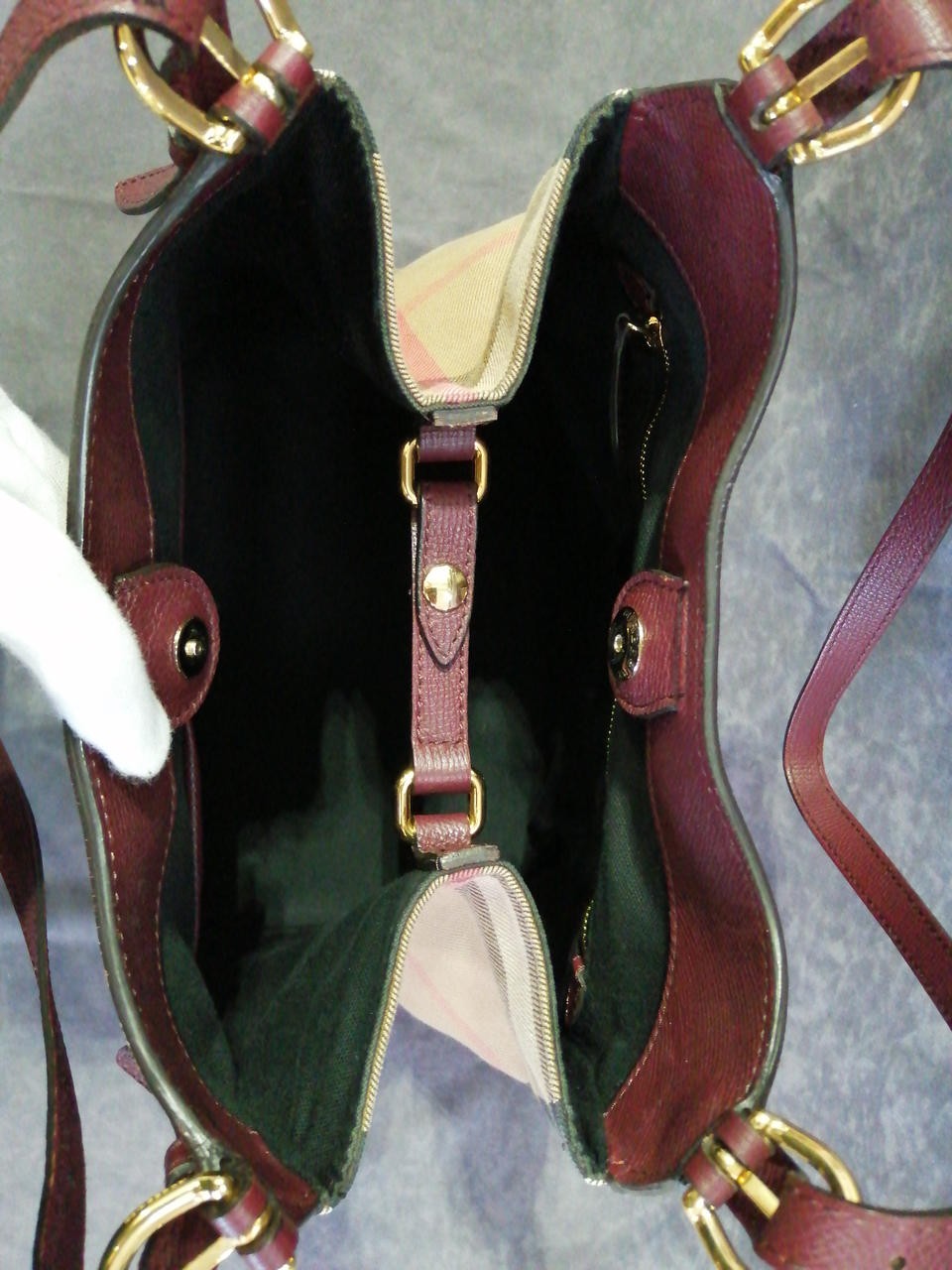 BURBERRY Brown Shoulder Bag 10.6 inch