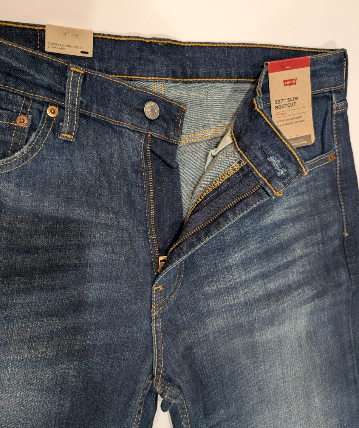 NEW Men’s Levi’s 527 Slim Bootcut Jeans Dark Wash Blue Size 34×34 NWT Ships Free