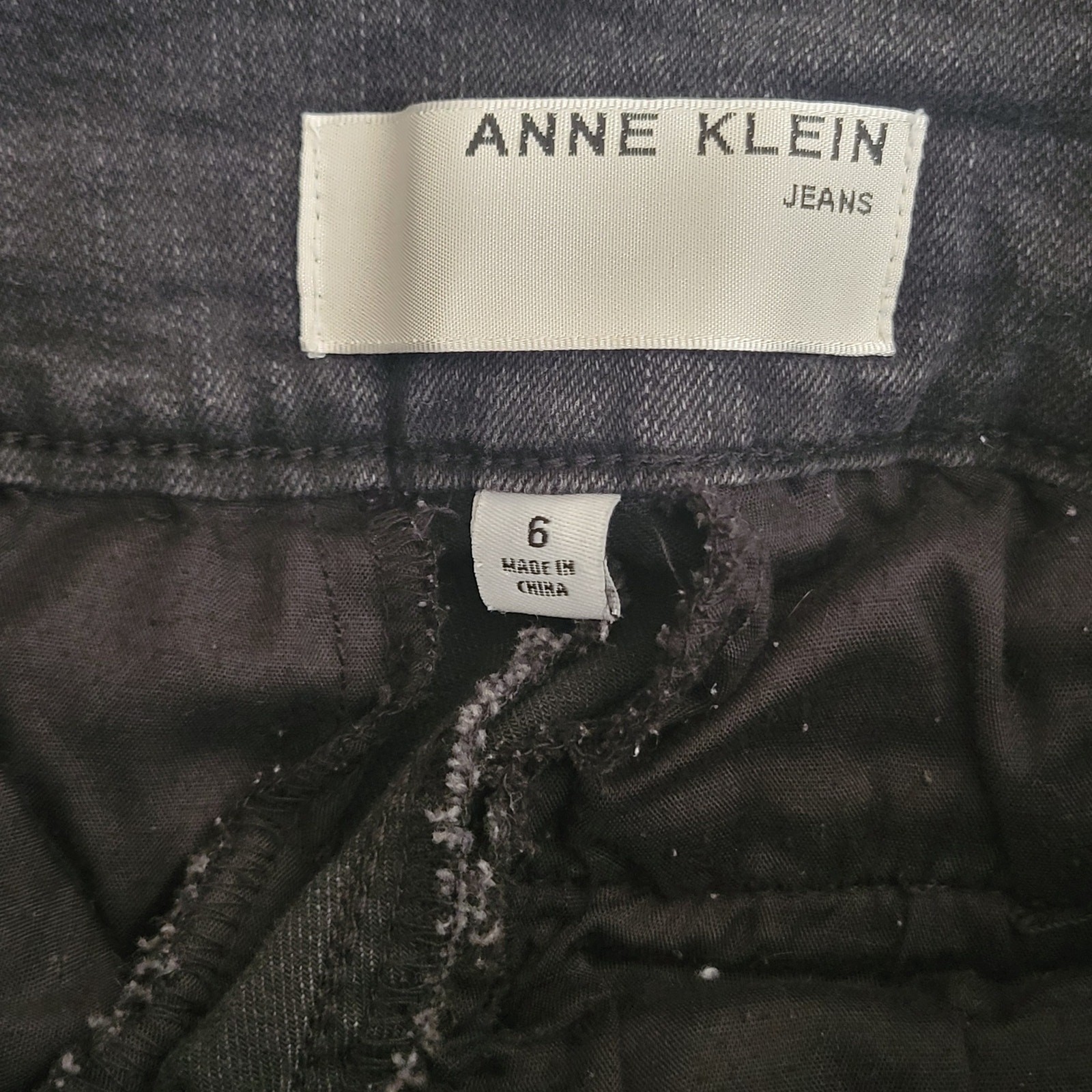 Anne Klein Jeans Size 6 Black Stretch Zipper Button Closure 5 pocket Boot Cut