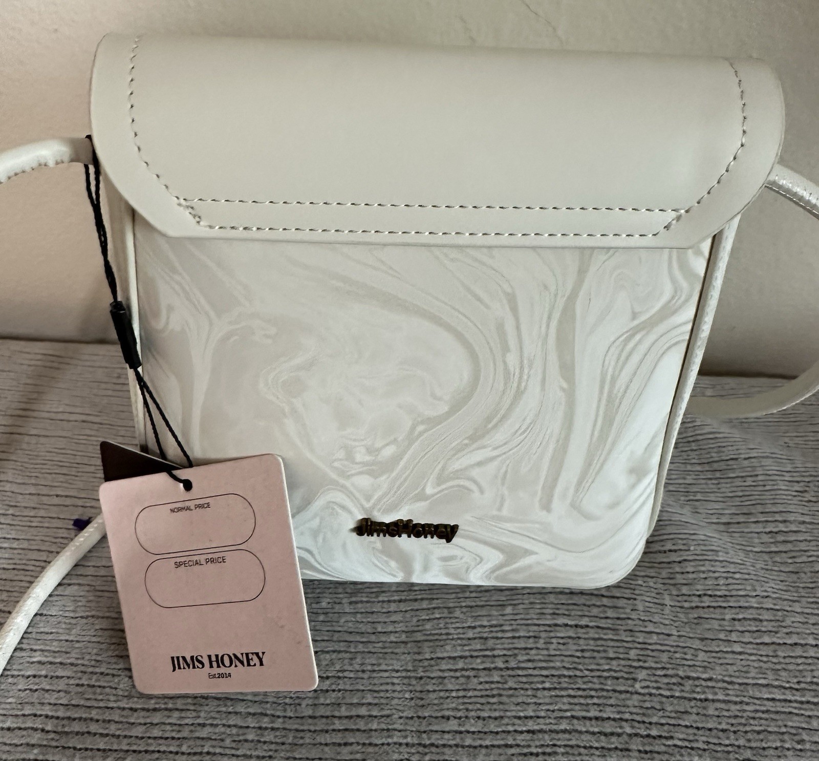JIMS HONEY White/Gray Marbled Small Crossbody Bag Snap Closure Gold Hardware New