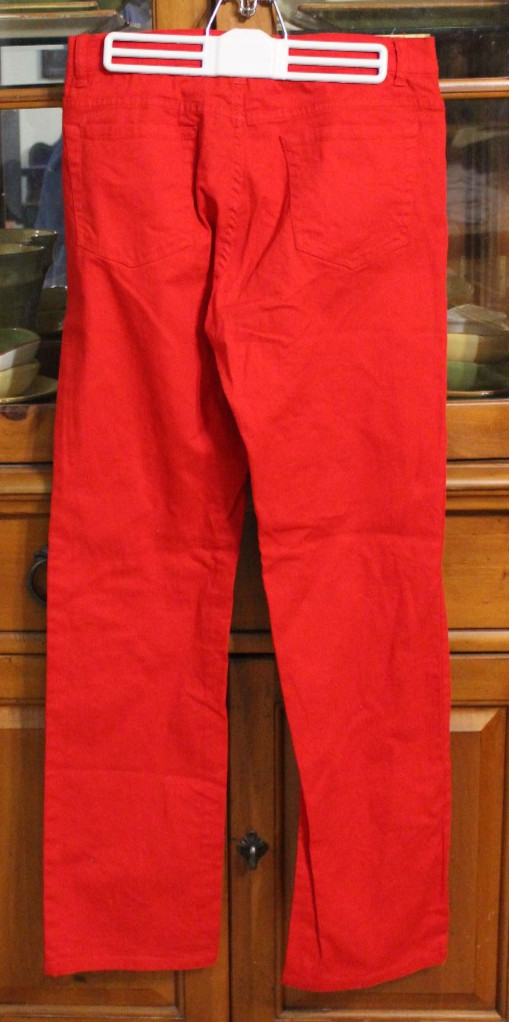 Focus Life Style Women Size 10 Red Pants 97%Cotton 3%Spandex Waist 30×31 Inseam