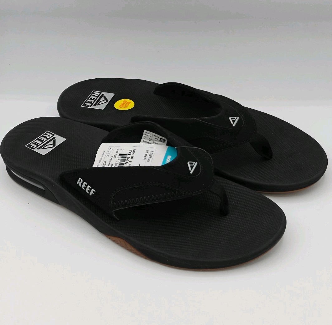 Reef Fanning Flip Flops Bottle Opener Black/Silver Sandals Men’s Size 9 NWOT