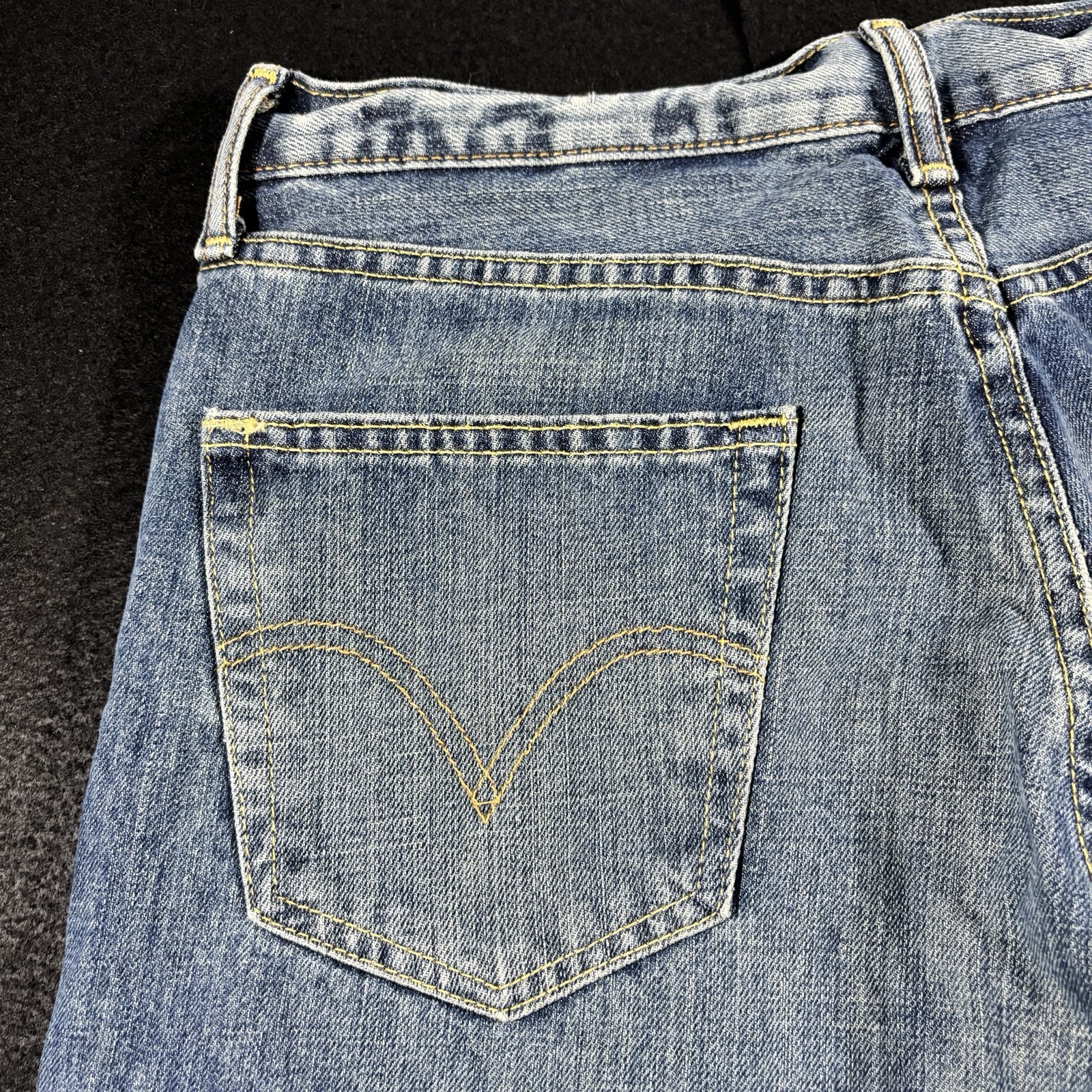 Levis 505 Straight Fit Jeans Mens 30×30 Blue Denim Medium Wash