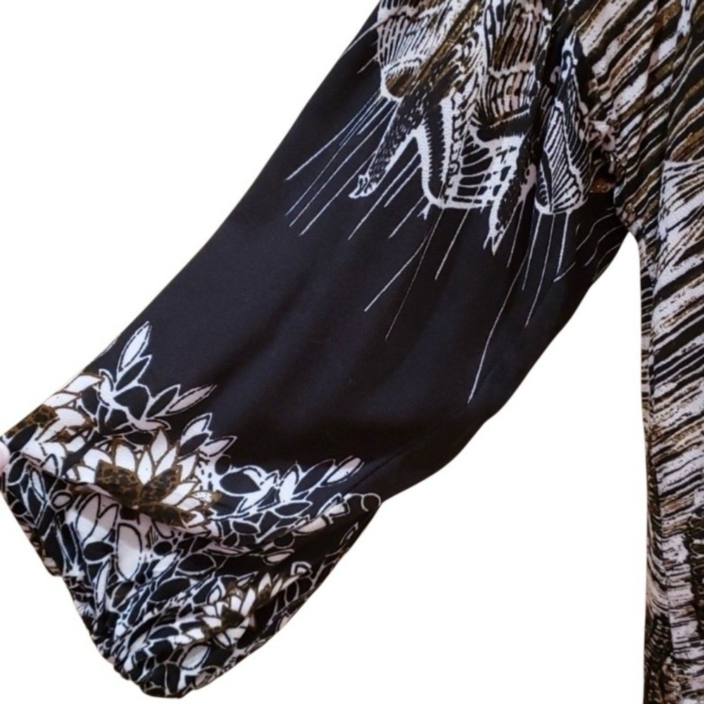 Free People Birds of a Feather Dark Floral White V-Neck Woman XS Bohemian Top