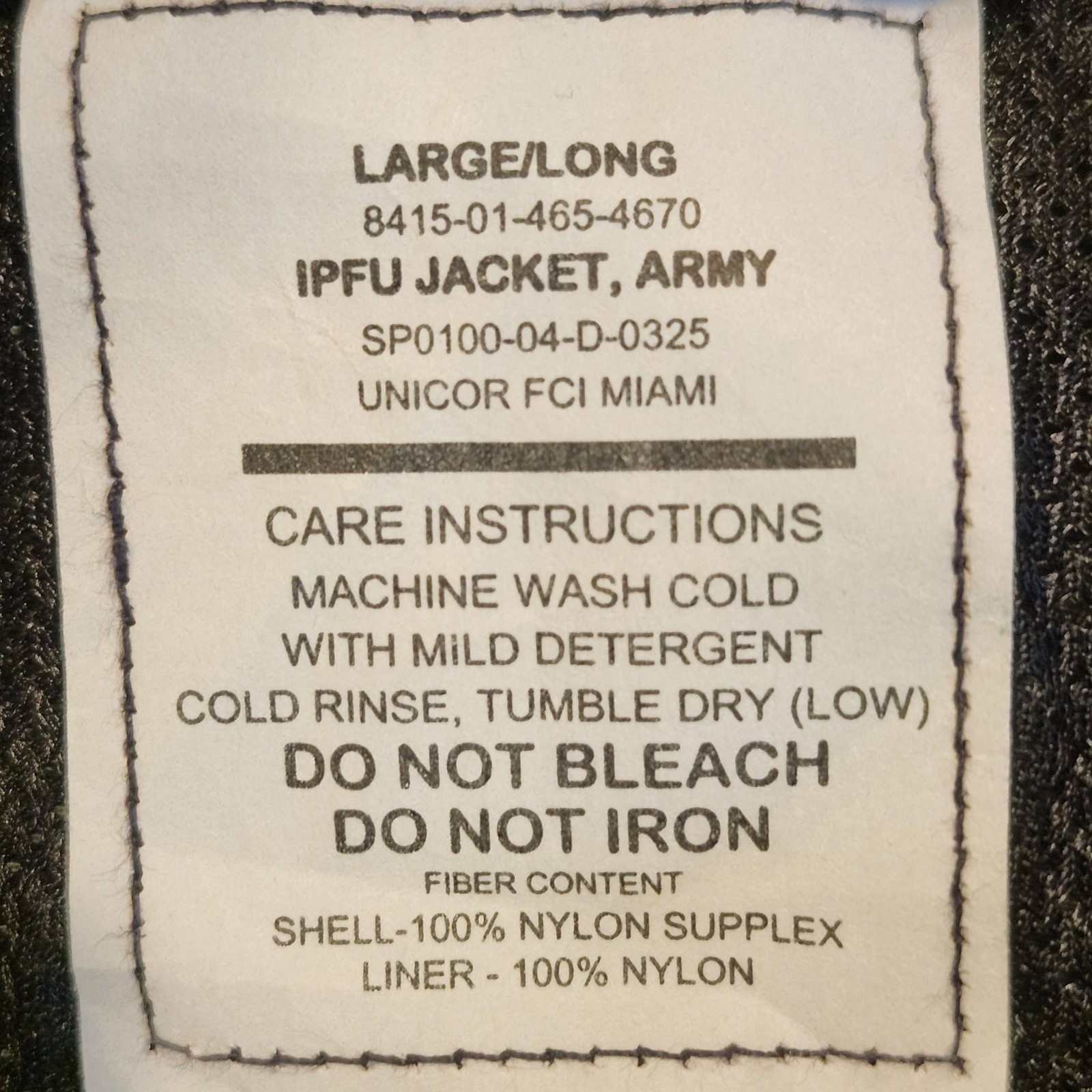 US Army IPFU Training Jacket Grey Black Large Long Military Windbreaker
