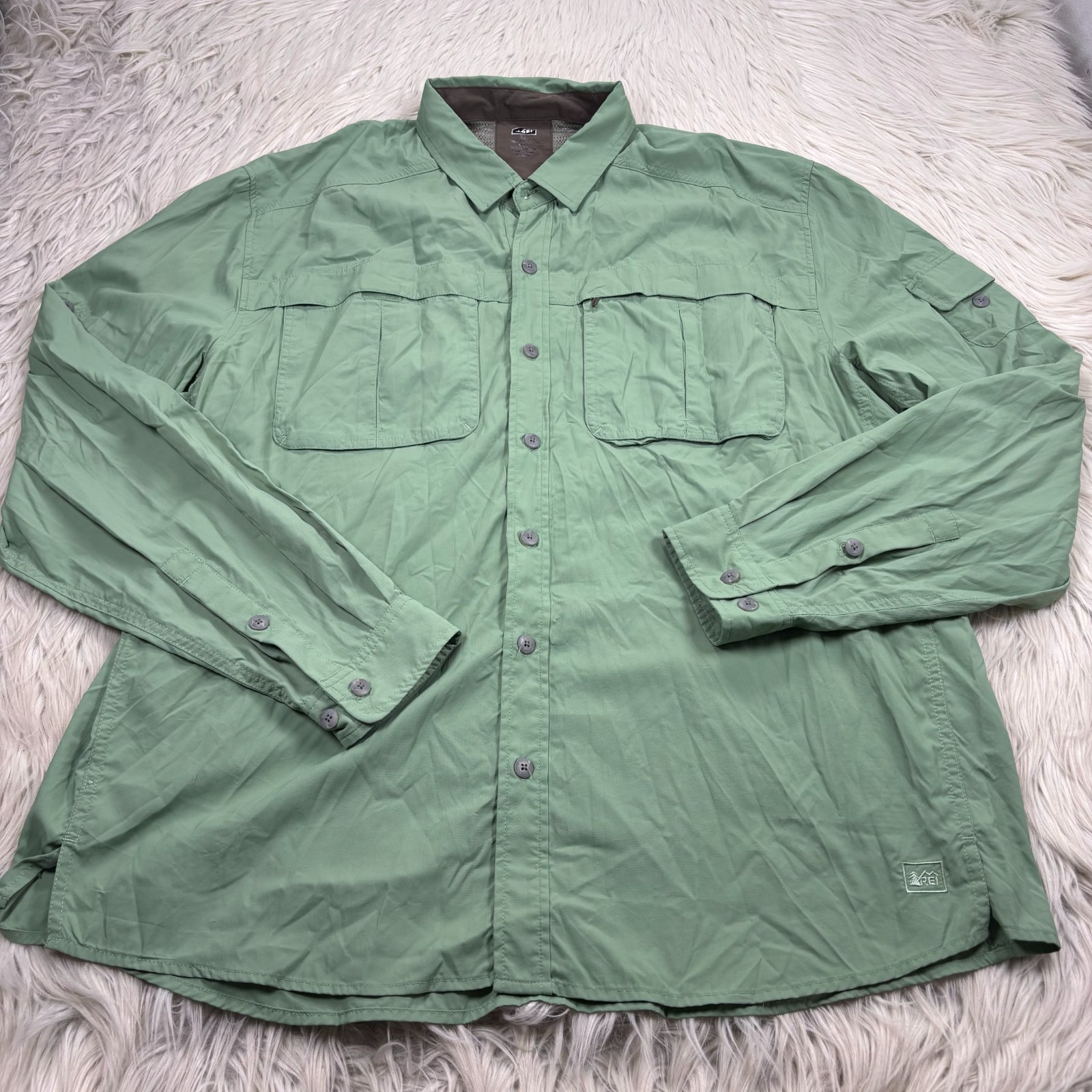 REI Co-Op Men’s XL Green Sahara Tech Shirt Cargo Sun Protection Hiking Camping