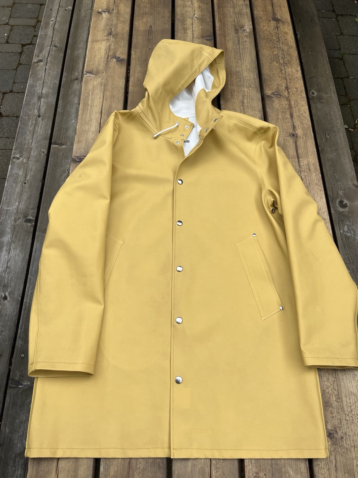 Stutterheim Stockholm Men’s XL Chai Yellow Raincoat Jacket
