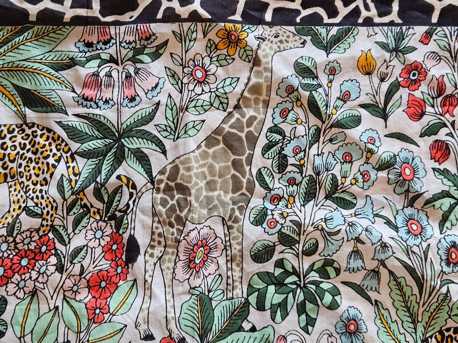 TALBOTS New with Tag Animal Print 100% Cotton Scarf 21”X 22″