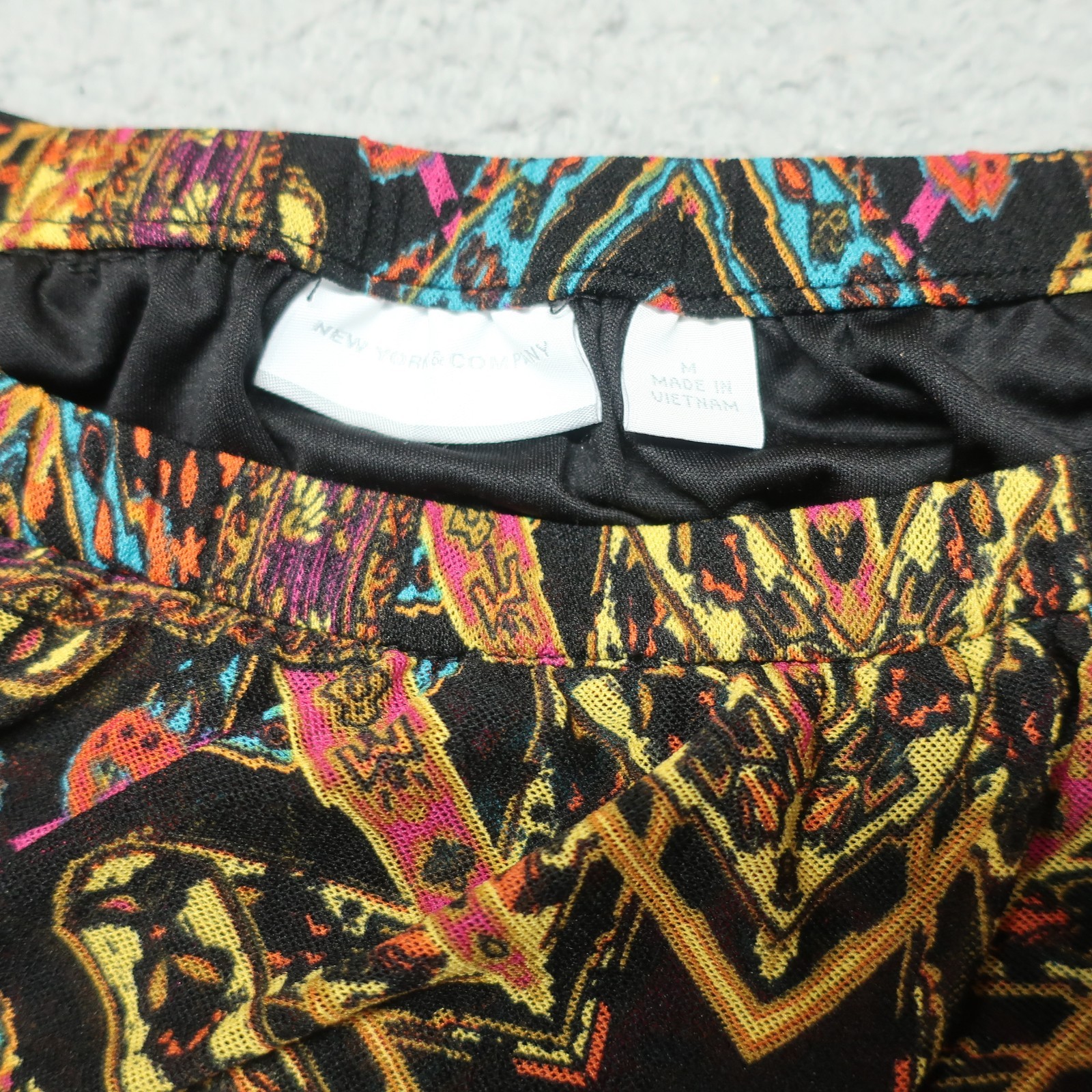 New York & Company Off The Shoulder Boho Top M Womens Multicolor Geometric