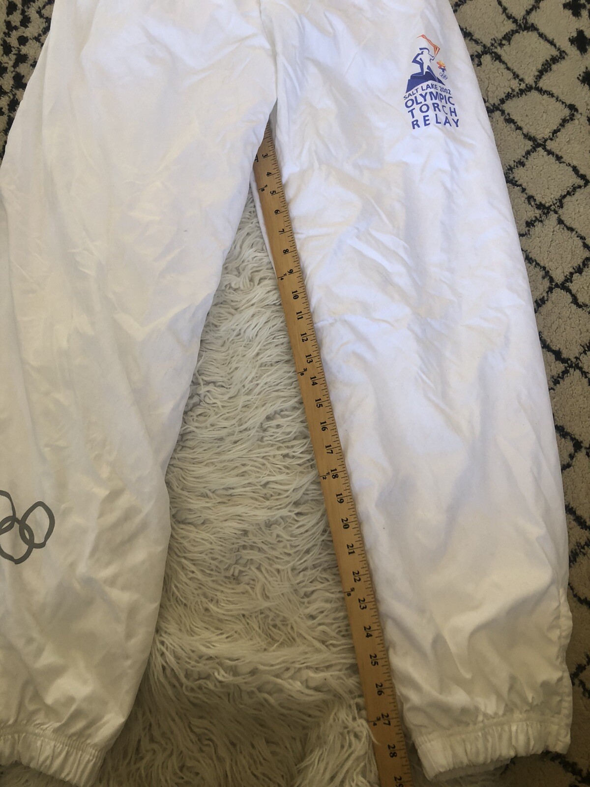 Official Salt Lake 2002 Winter Olympics Torch Relay Uniform Pants NWT Large. D9