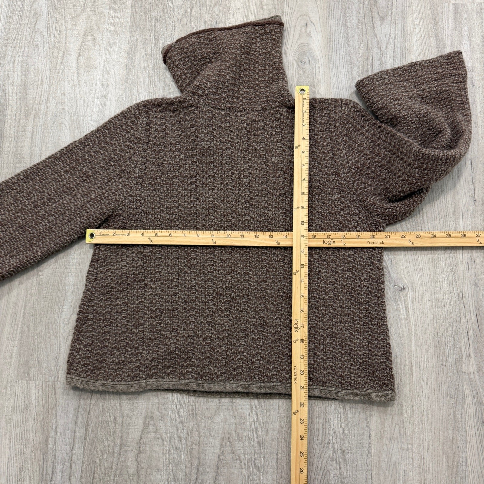 J Peterman 100% Wool Sweater Size Extra Small CS Brown Knit Turtleneck Fisherman