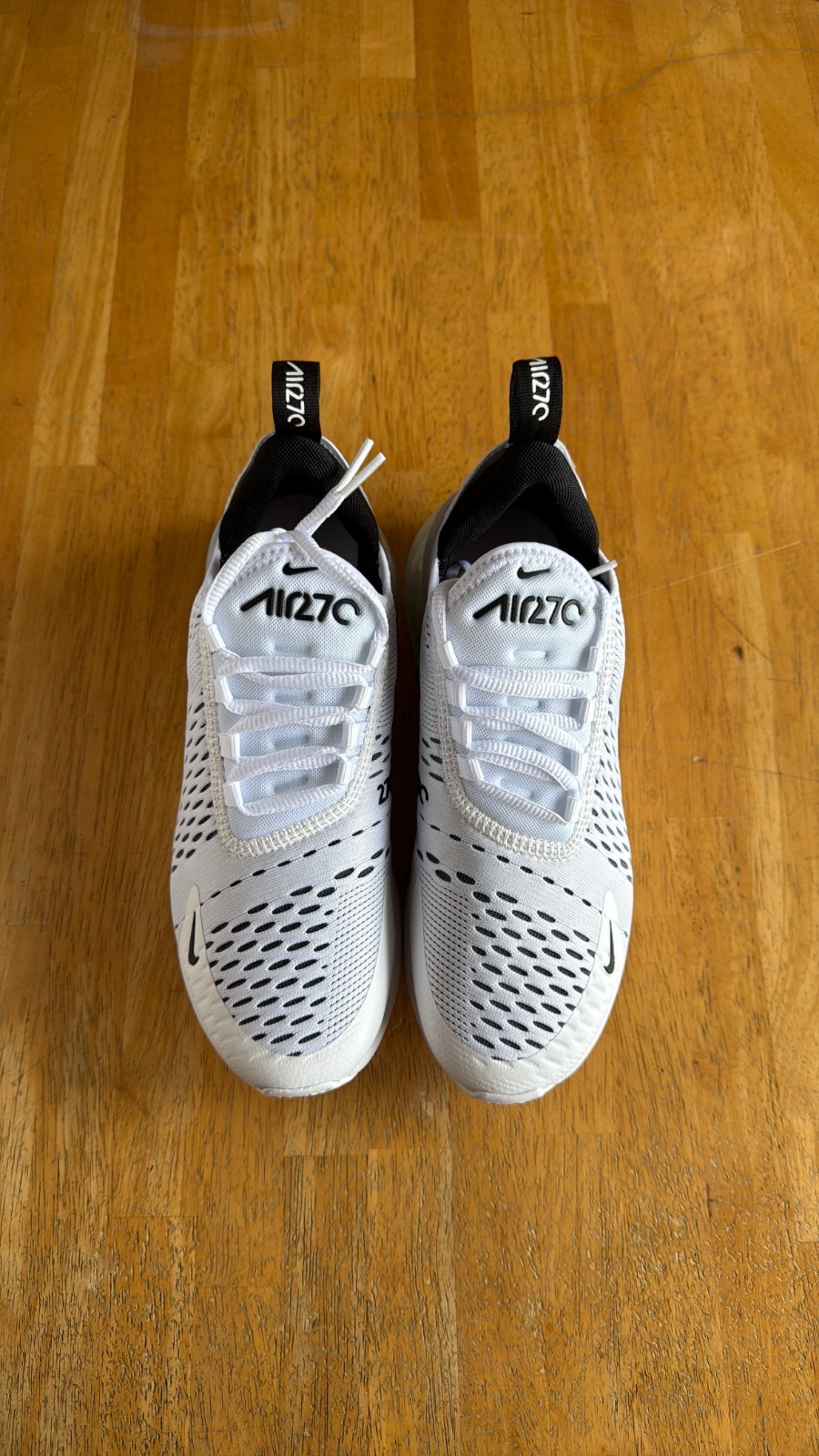 Women’s 10, Men’s 8.5 Nike Air Max 270 2024 AH6789-100 White Black airmax