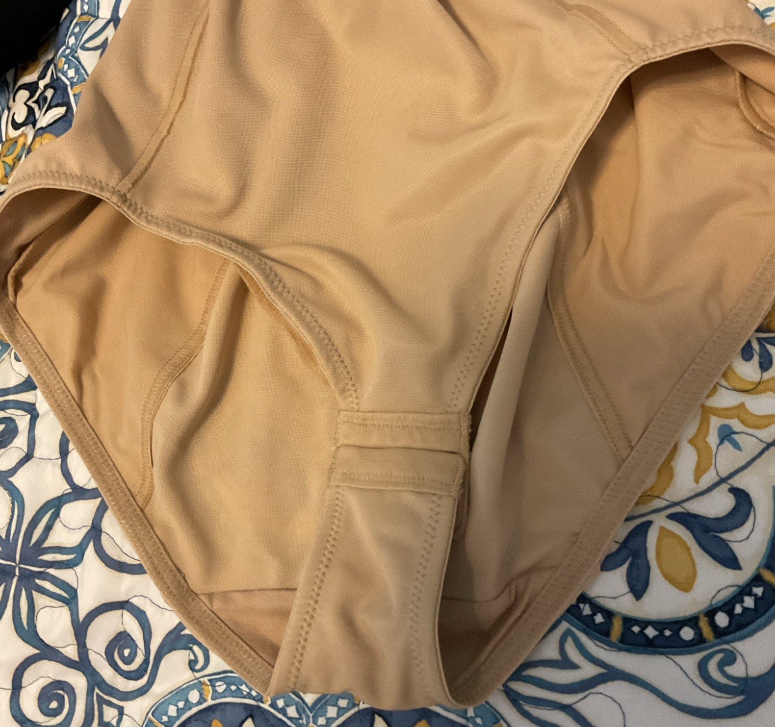 NWOT Maidenform Ultimate Slimmer Open Bust Body Briefer 2656 Smooth Shapewear