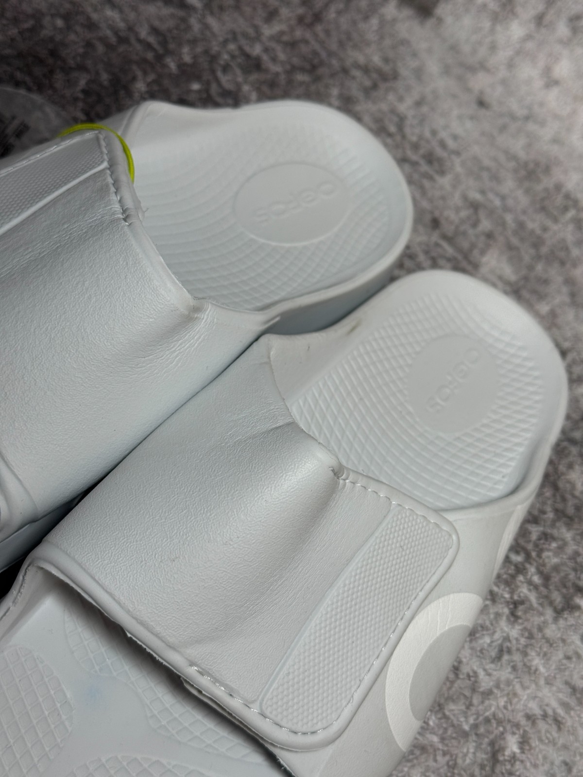 OOFOS OOahh Sport Flex Slide White Unisex size US M6 W8 EU 39