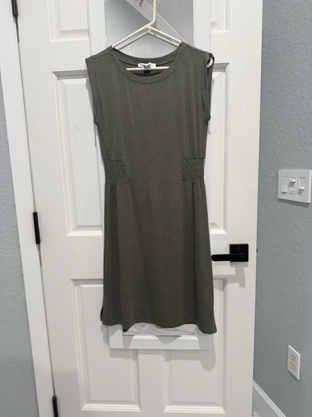 WHBM Sleeveless Green Dress NWT size XS
