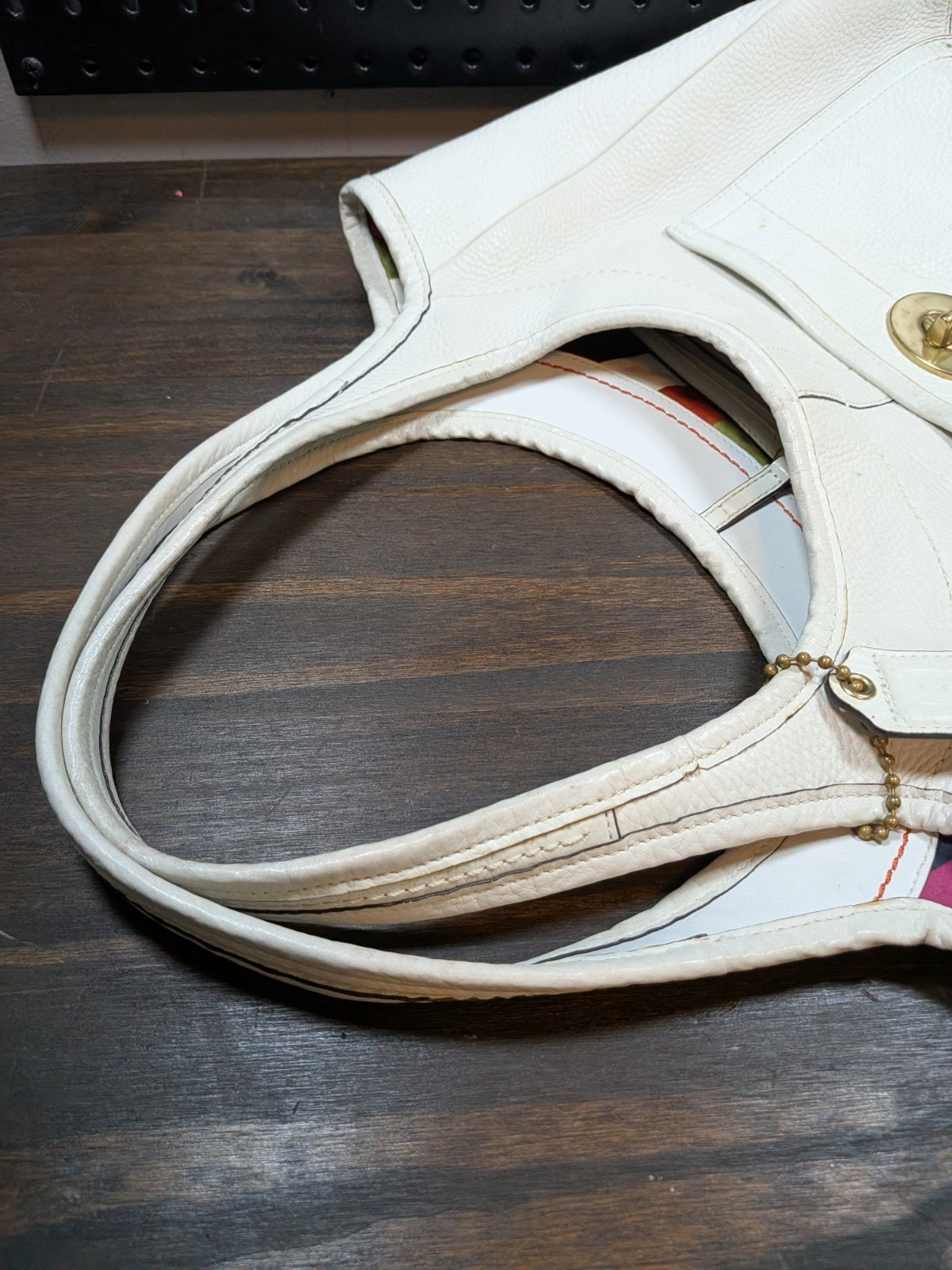 COACH Ergo Pebbled Leather Turn Lock Hobo Tote White 11640