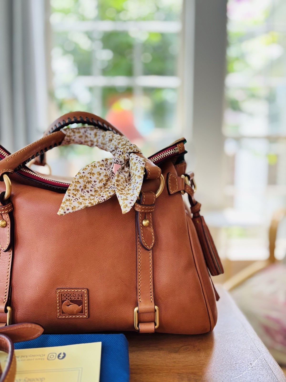 Dooney & Bourke Florentine Leather Large Satchel Handbag Natural 🤎