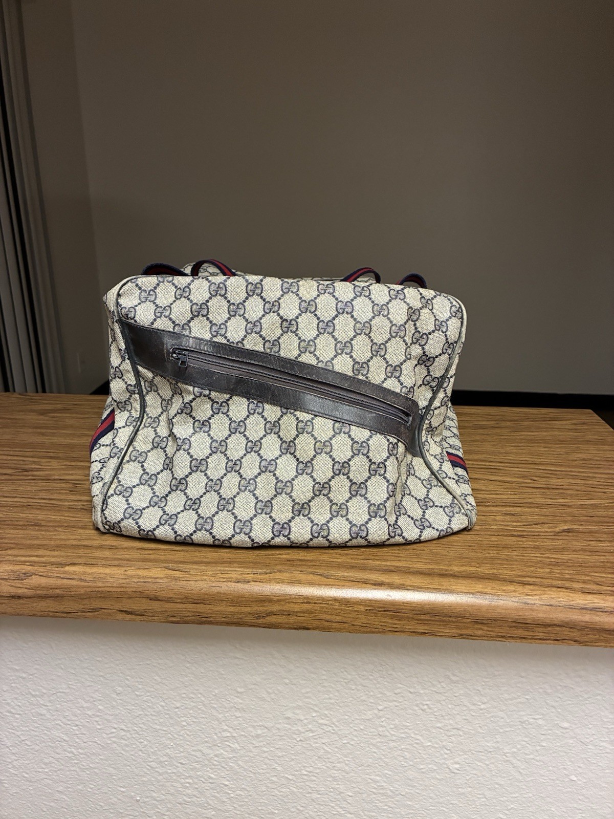 Gucci GG Supreme Weekender Bag ** VERY USED