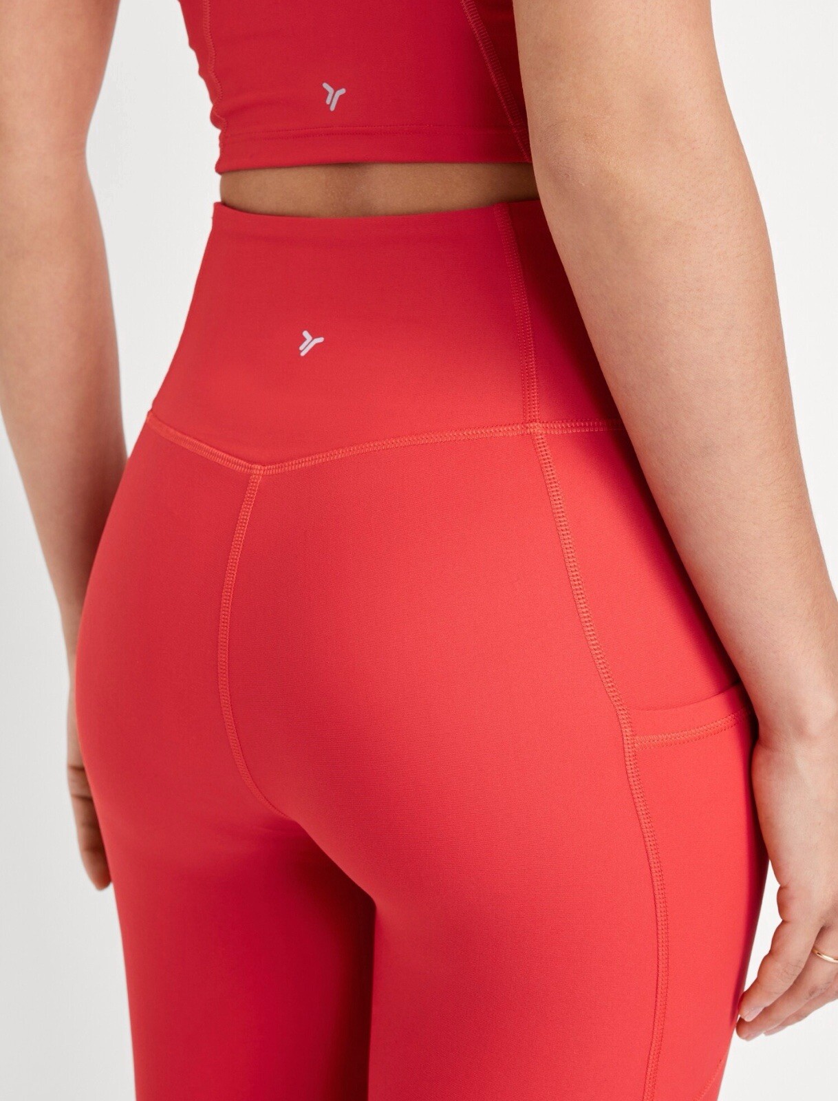 Old Navy Women’s Size XS ~ High-Waisted PowerSoft Side-Pocket Crop Leggings