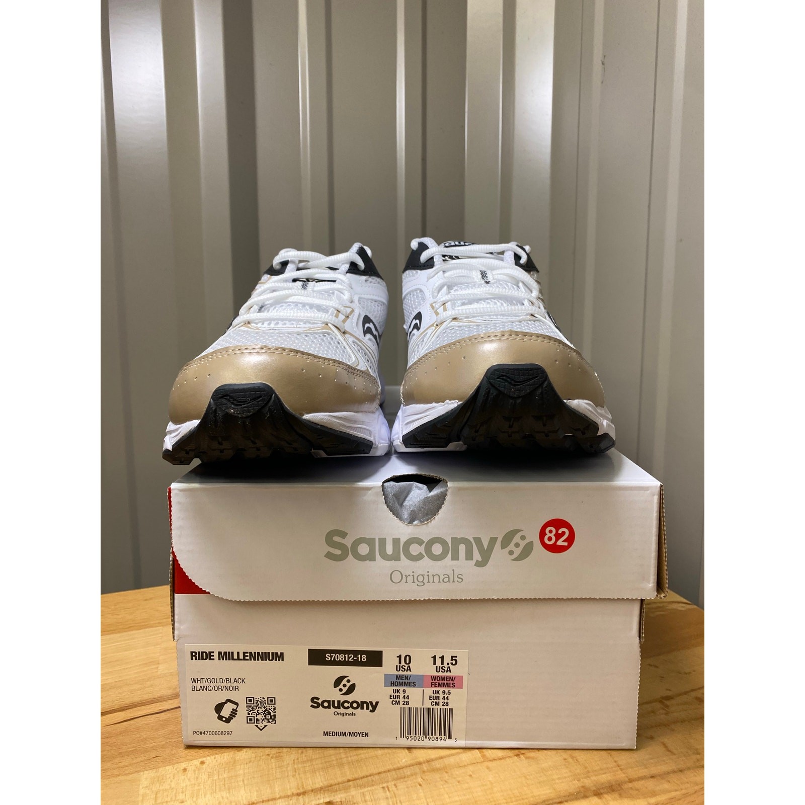 Saucony Ride Millennium White/Gold/Black Men’s Size 10 New!
