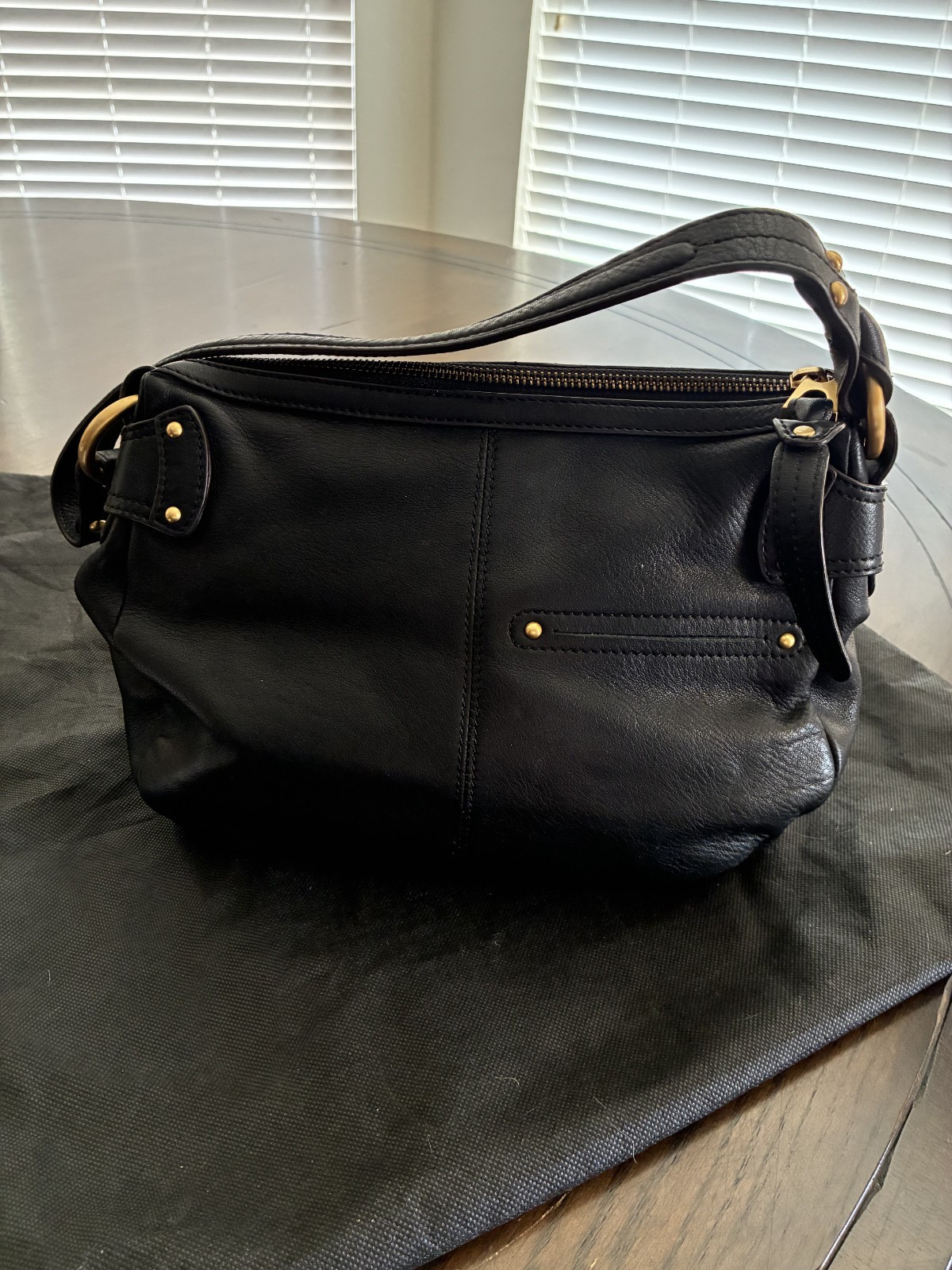 B. Makowsky Black Leather Shoulder Bag Purse Matching Wallet Dust Bag Set Leopar