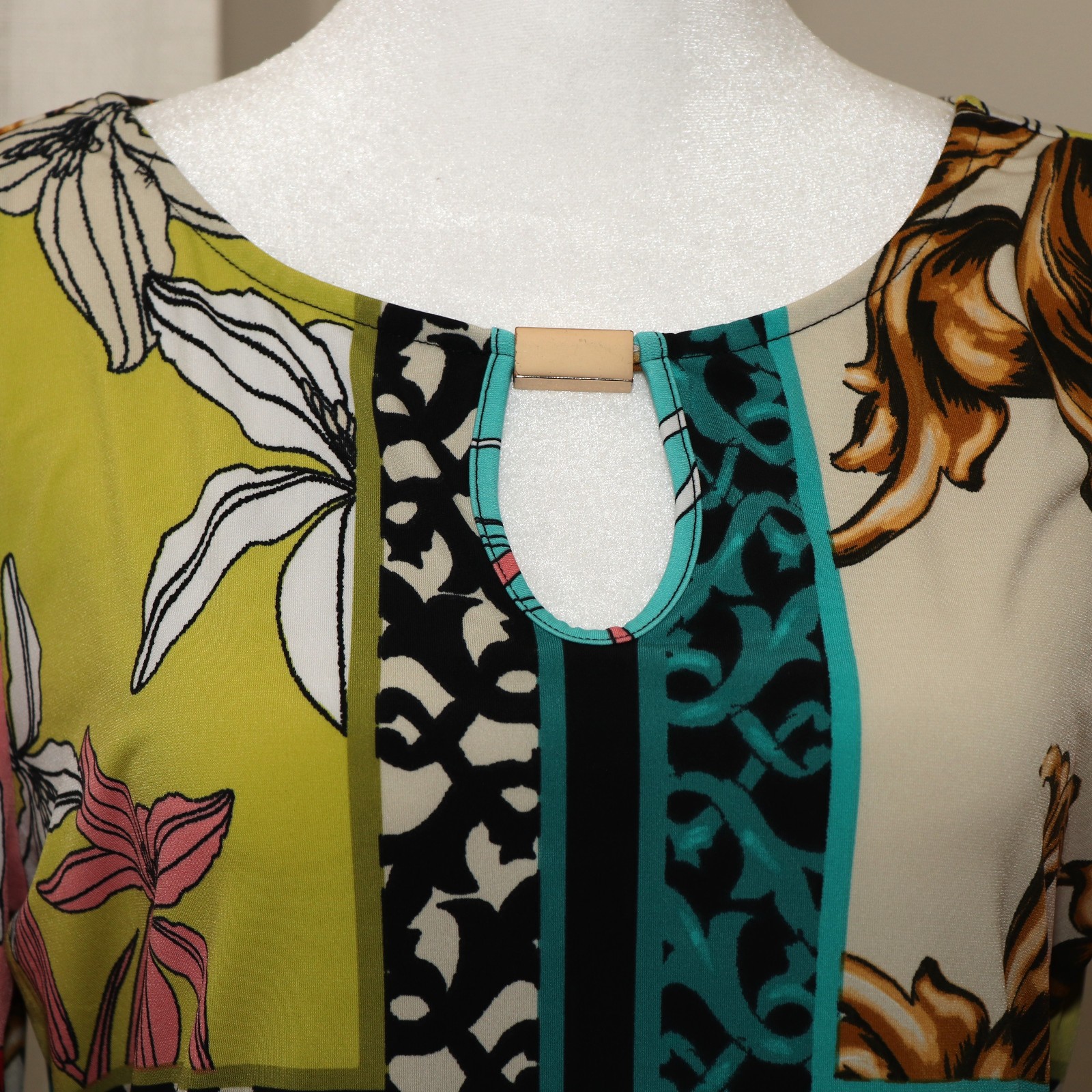 Style & Co Bright Floral Fleur-De-Lis Scroll Peephole Sheath Dress Size Small